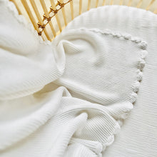 Load image into Gallery viewer, Mini & Me Shell Baby Blanket