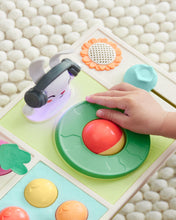 Load image into Gallery viewer, Skip Hop Farmstand let the beet drop DJ set