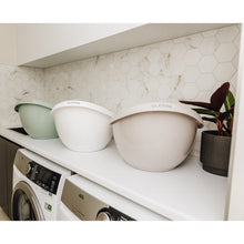 Load image into Gallery viewer, Bubble Cuddle Baby Bath with Newborn Support Insert