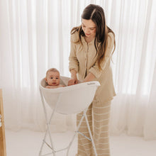 Load image into Gallery viewer, Bubble Bathtub Folding Stand