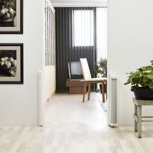 Load image into Gallery viewer, BabyDan Guard Me Retractable Barrier - White