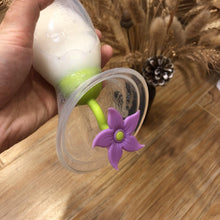 Load image into Gallery viewer, Haakaa Silicone Breast Pump Flower Stopper