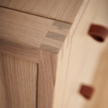 Load image into Gallery viewer, Leander Linea Dresser