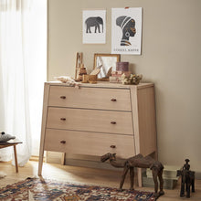 Load image into Gallery viewer, Leander Linea Dresser