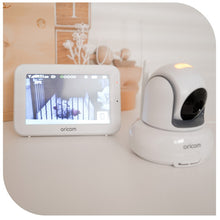 Load image into Gallery viewer, Oricom Secure875 5"Touchscreen Video / Audio Baby Monitor (SC875)