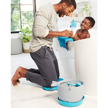 Load image into Gallery viewer, Skip Hop Moby Stowaway Bath Toy Bucket