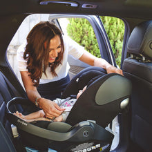 Load image into Gallery viewer, Cybex Cloud Q Capsule + Base