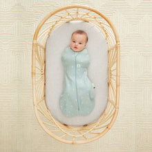 Load image into Gallery viewer, ergoPouch Organic Fitted Sheet Bassinet / Cradle