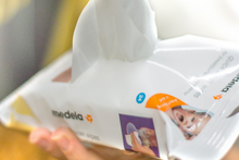 Load image into Gallery viewer, Medela Quick Clean Wipes
