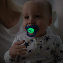 Load image into Gallery viewer, Dr Browns PreVent Soother Glow-in-the-Dark