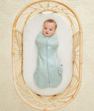 Load image into Gallery viewer, ergoPouch Organic Fitted Sheet Bassinet / Cradle