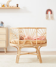 Load image into Gallery viewer, ergoPouch Organic Fitted Sheet Bassinet / Cradle