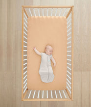 Load image into Gallery viewer, ergoPouch Organic Fitted Sheet Cot/Crib