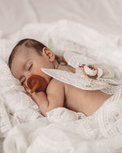 Load image into Gallery viewer, Make U Well Natural Rubber Soother - Orthadontic 2pk