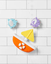 Load image into Gallery viewer, Skip Hop Zoo Tip & Spin Boat