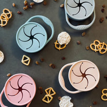 Load image into Gallery viewer, Smoosh Collapsible Snack Cup