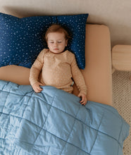 Load image into Gallery viewer, ergoPouch Organic Fitted Sheet Cot/Crib