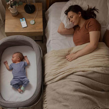 Load image into Gallery viewer, Owlet Smart Sock V3 Baby Monitor