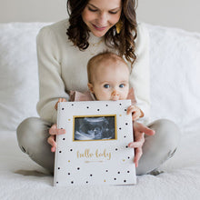 Load image into Gallery viewer, Pearhead  Babybook
