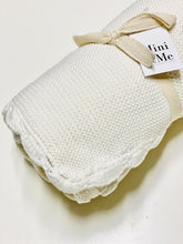 Load image into Gallery viewer, Mini &amp; Me Shell Baby Blanket
