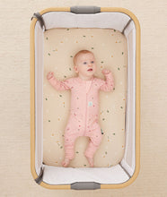 Load image into Gallery viewer, ergoPouch 2-in-1 Waterproof Fitted Sheet
