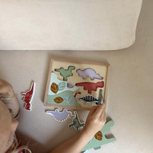 Load image into Gallery viewer, Moover Hidden Dinosaurs Puzzle
