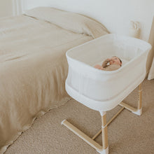 Load image into Gallery viewer, BabyRest Swan Smart Electric Bassinet
