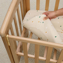 Load image into Gallery viewer, ergoPouch HugMe Blanket 1.0 &amp; 2.5 TOG
