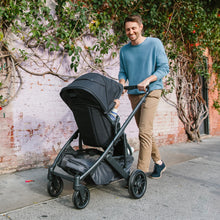 Load image into Gallery viewer, UPPAbaby CRUZ V2
