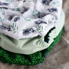 Load image into Gallery viewer, Pea Pods Reusable Nappies

