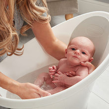 Load image into Gallery viewer, Shnuggle Baby Bath with Plug &amp; Foam Backrest
